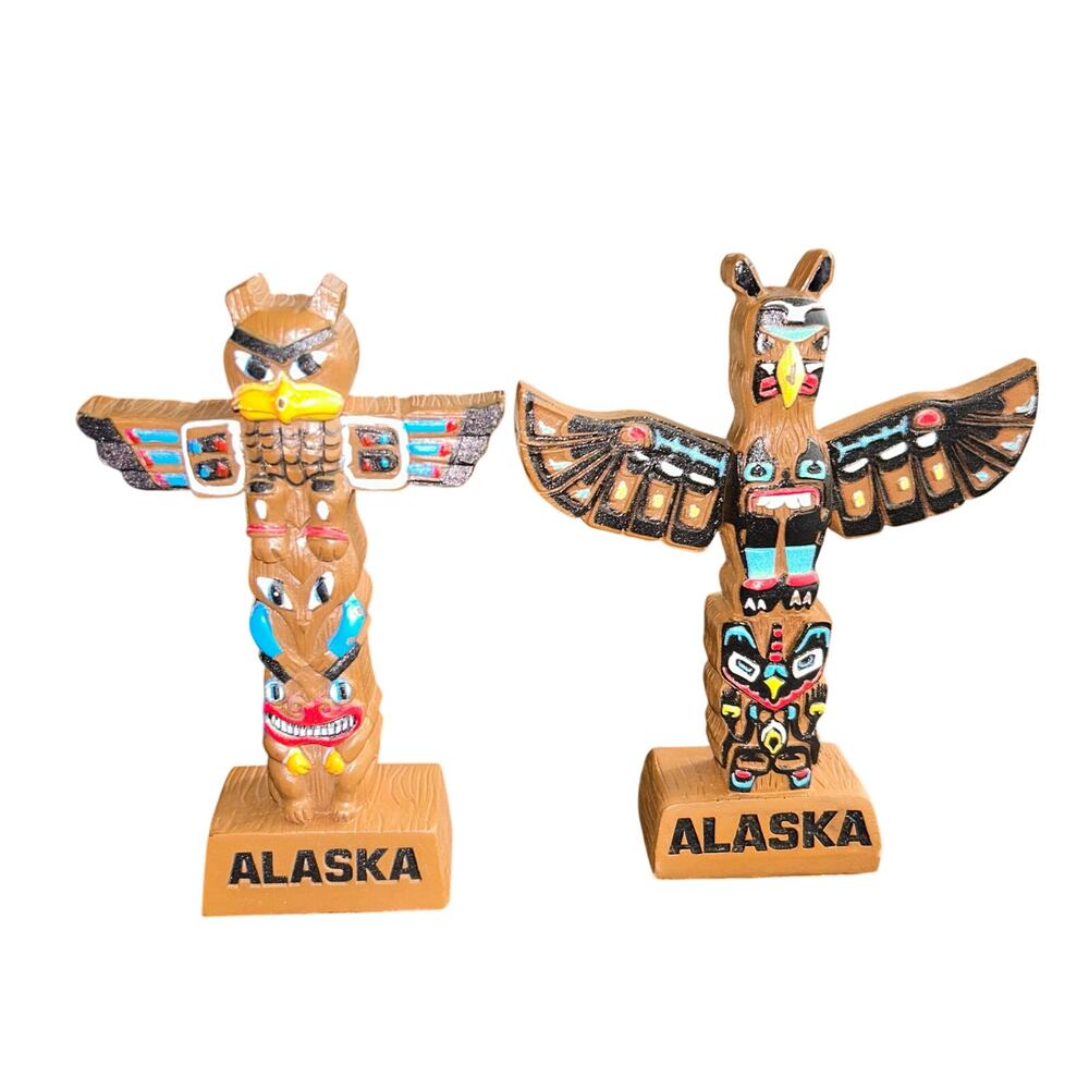 2 Alaska Totem Pole Souvenir Totems 5.5" Tall Figure Resin Statue
